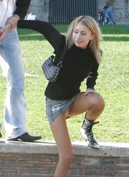 Upskirt stunners more fanny flashers.. :)