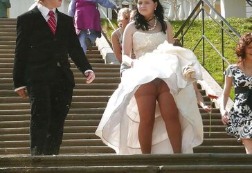 Upskirt stunners more fanny flashers.. :)