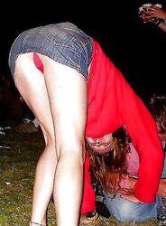 Upskirt stunners more fanny flashers.. :)