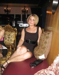 Upskirt stunners more fanny flashers.. :)