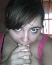 Ayleen mi rica novia en tanga desnuda