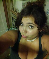 Ayleen mi rica novia en tanga desnuda