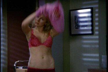 Sarah Chalke Jaw-Dropping