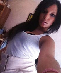 Beurette Cheryne