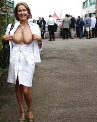 Inexperienced mummy