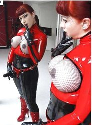 Strapon hoties
