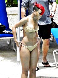 Revealing Rihanna As A Messy Beautiful Fuckslut By twistedworlds