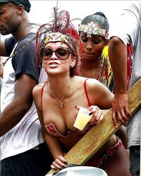 Revealing Rihanna As A Messy Beautiful Fuckslut By twistedworlds