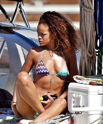 Revealing Rihanna As A Messy Beautiful Fuckslut By twistedworlds