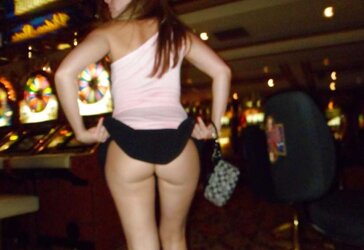 MUMMY naked in public