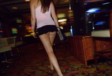 MUMMY naked in public