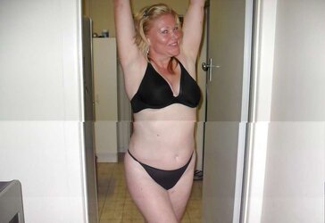 FANTASTIC SUPER-SEXY PLATINUM-BLONDE NEEDS A TRIBUTE