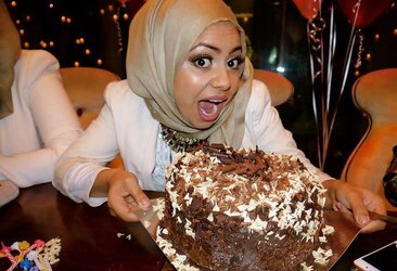 Stunning Hard-On Deepthroating Hijabi