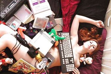 Stellar Gamer Ladies