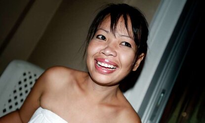 CHUBBY ASIAN LEZZIES