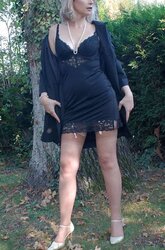 My Youthful MUMMY in a Public Park