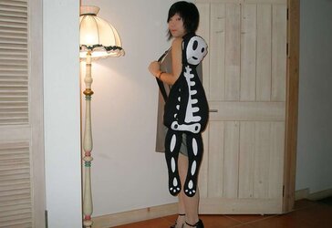 Korean blind folded damsel pix