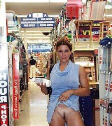 Les salopes ( upskirt )
