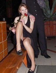 Les salopes ( upskirt )