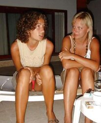 Les salopes ( upskirt )