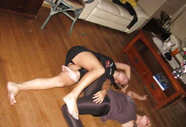 Les salopes ( upskirt )
