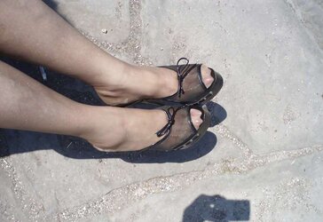 Go out in Pantyhose!!!!