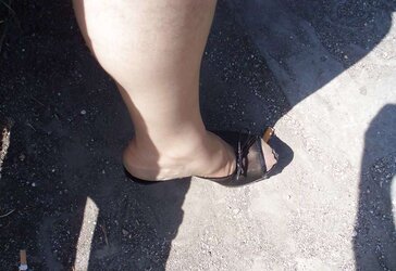 Go out in Pantyhose!!!!