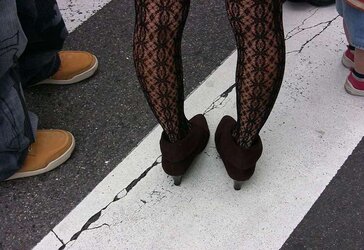 Japanese Candids - Soles on the Street