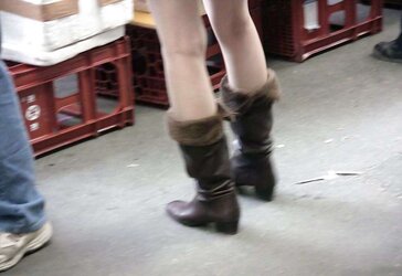 Japanese Candids - Soles on the Street