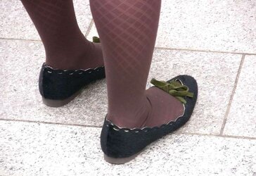 Japanese Candids - Soles on the Street