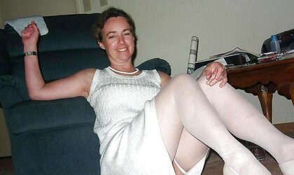 Matures in wonderful tights