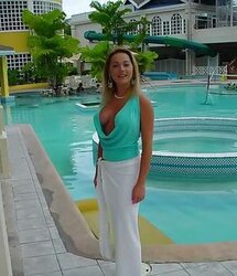Downblouse Nippleslip Upskirts etc