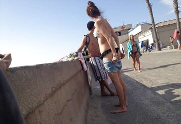 Beach lurker