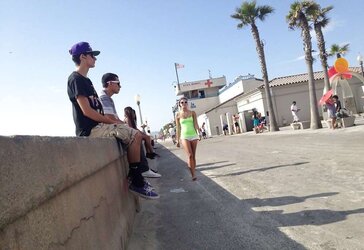Beach lurker