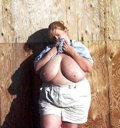 Saggy fun bags 136.