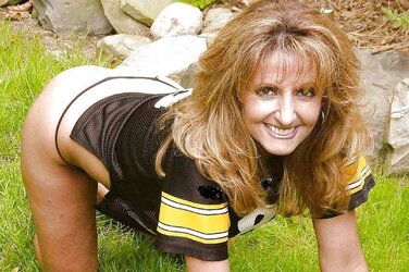 Mature bisexual mega-slut
