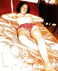 Cocksluts in nylons