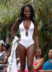 MISS BAHAMAS 2009...SWIMWEAR