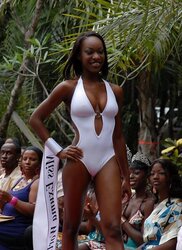 MISS BAHAMAS 2009...SWIMWEAR