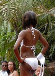MISS BAHAMAS 2009...SWIMWEAR