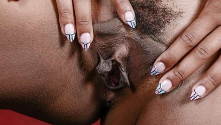 Black sweetheart megan