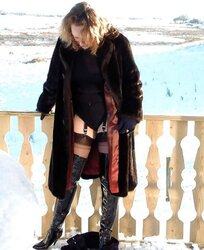 Hotlegs-female stephanie