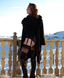 Hotlegs-female stephanie