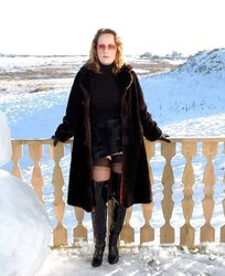 Hotlegs-female stephanie
