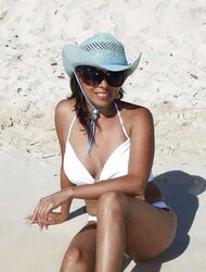 NANCY MORA PARA TRIBUTOS
