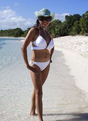 NANCY MORA PARA TRIBUTOS