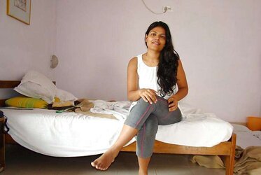 Desi Fabulous Wifey Arpita