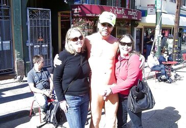 CFNM Girls who enjoy man rod!