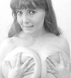 Buxom Retro Goddess - Mary Edwards