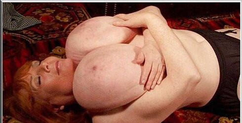Buxom Retro Goddess - Mary Edwards